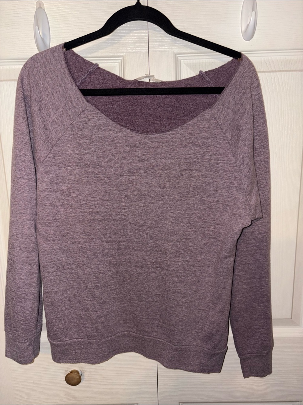 Forever 21 Womens Large Long Sleeve Sweatshirt in Mauve/Purple